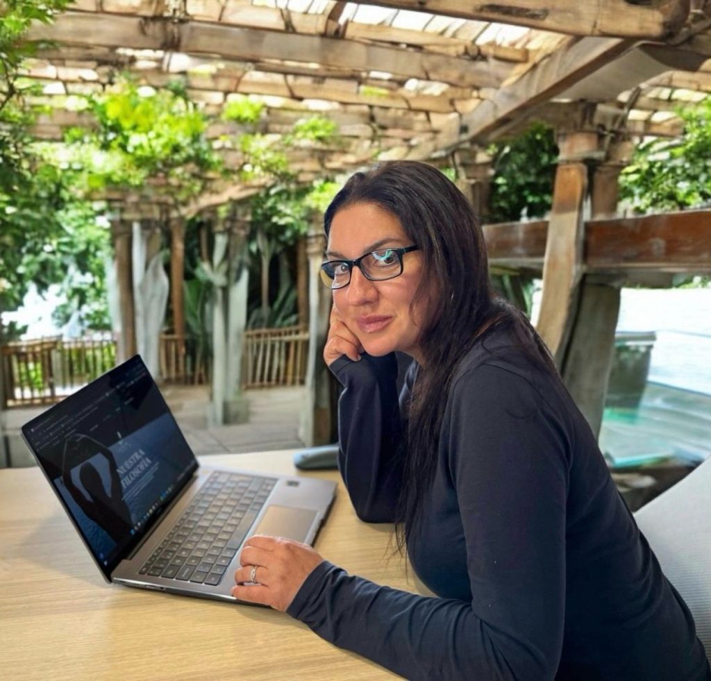 Conoce a nuestra creadora